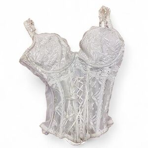 La Vie En Rose White Lace Corset